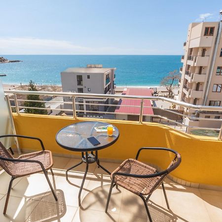 Apartments Добра-Вода Номер фото