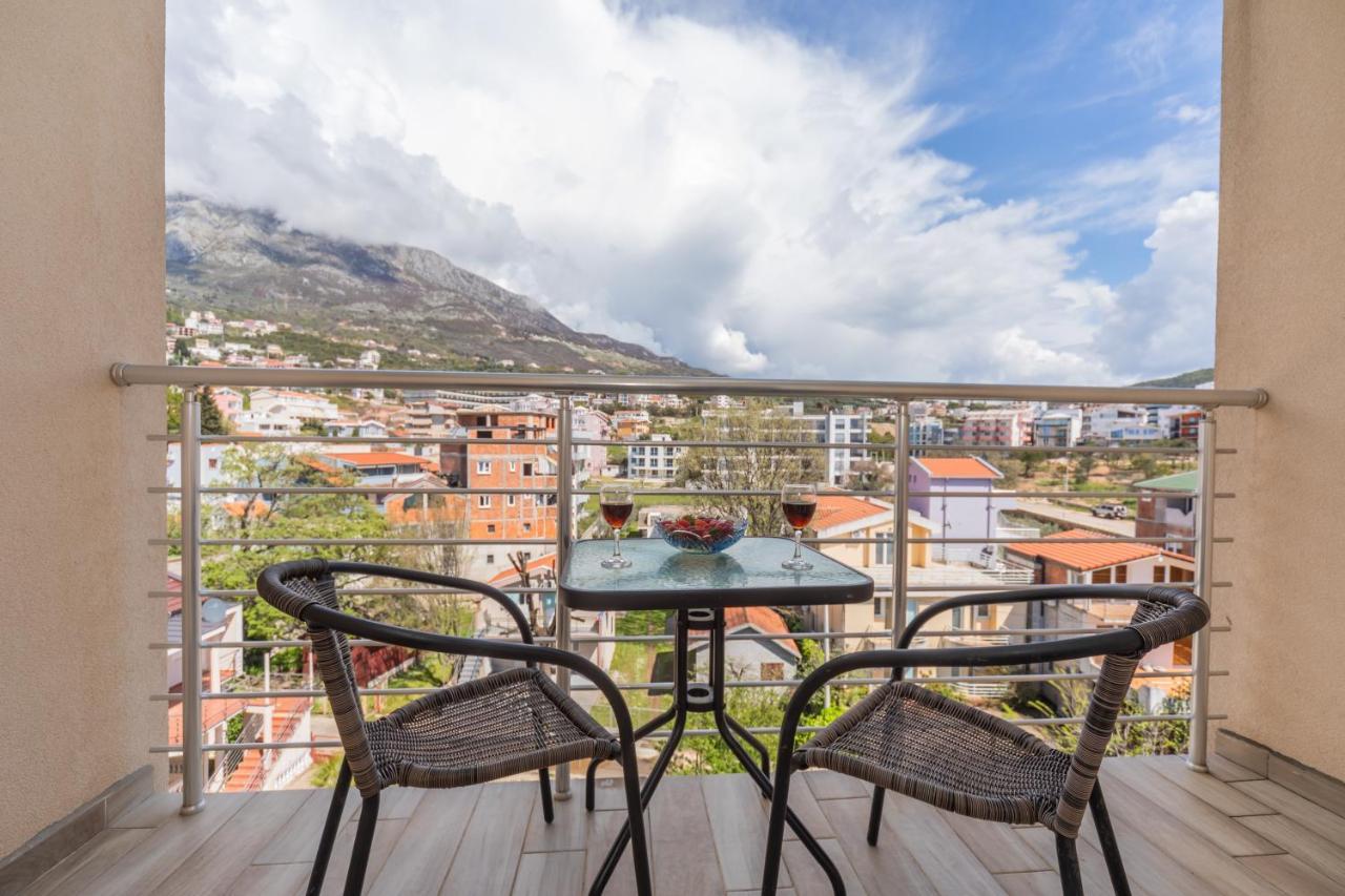 Apartments Добра-Вода Номер фото