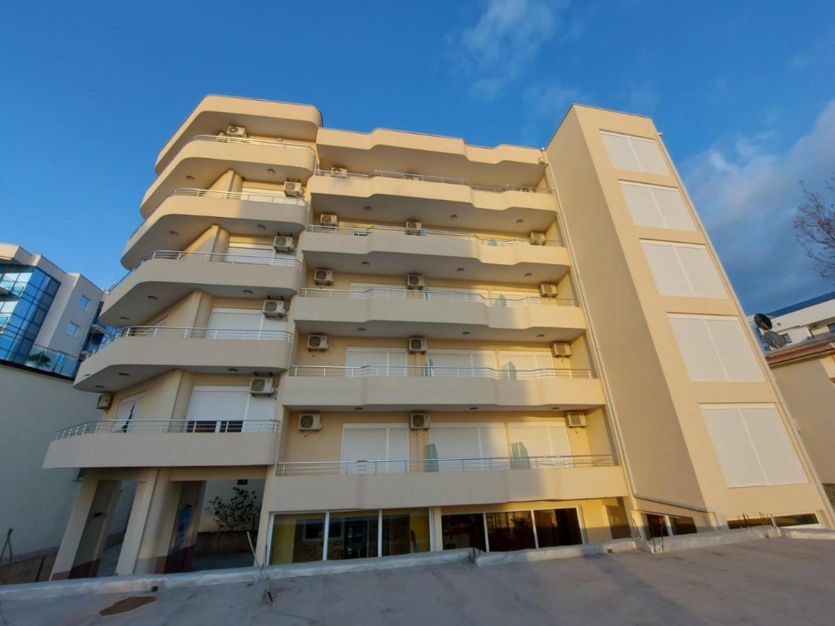 Apartments Добра-Вода Экстерьер фото