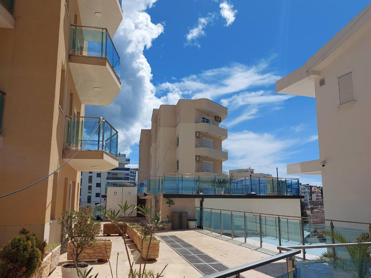 Apartments Добра-Вода Экстерьер фото