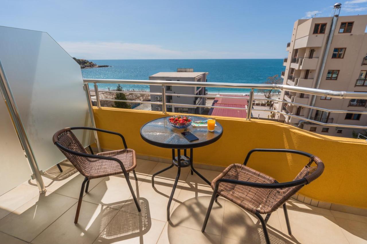 Apartments Добра-Вода Экстерьер фото