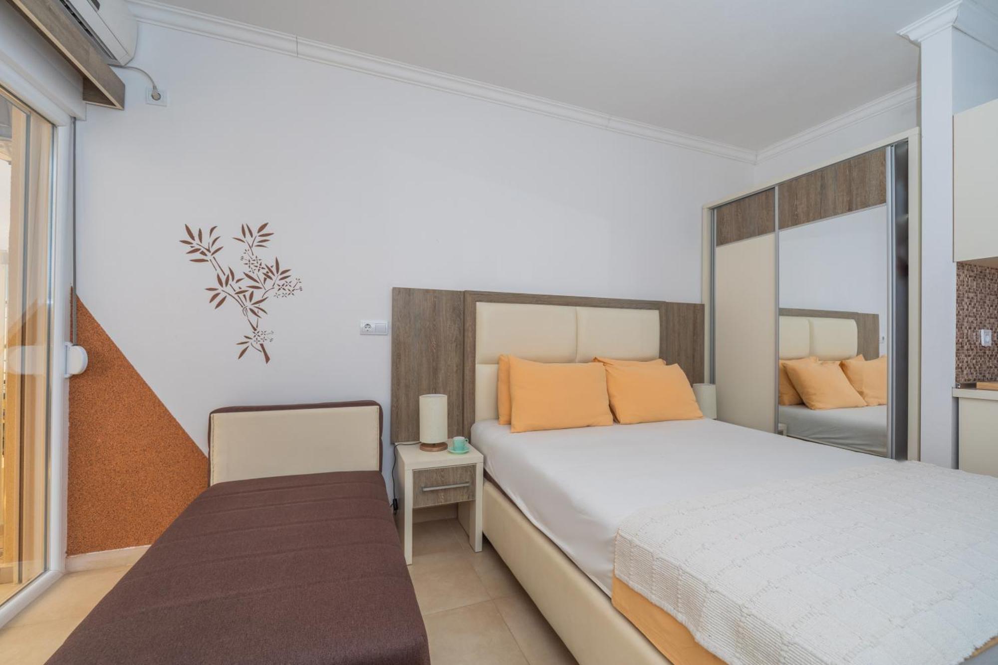 Apartments Добра-Вода Номер фото