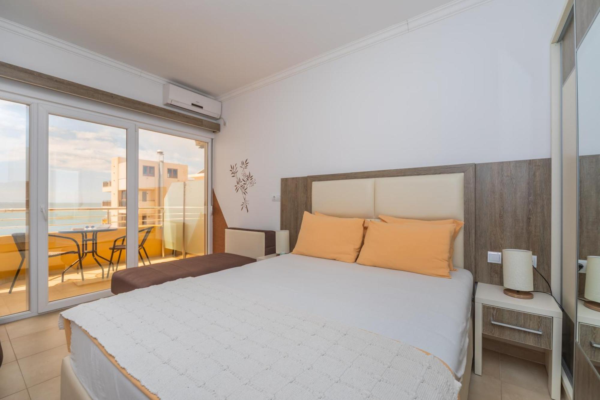 Apartments Добра-Вода Номер фото