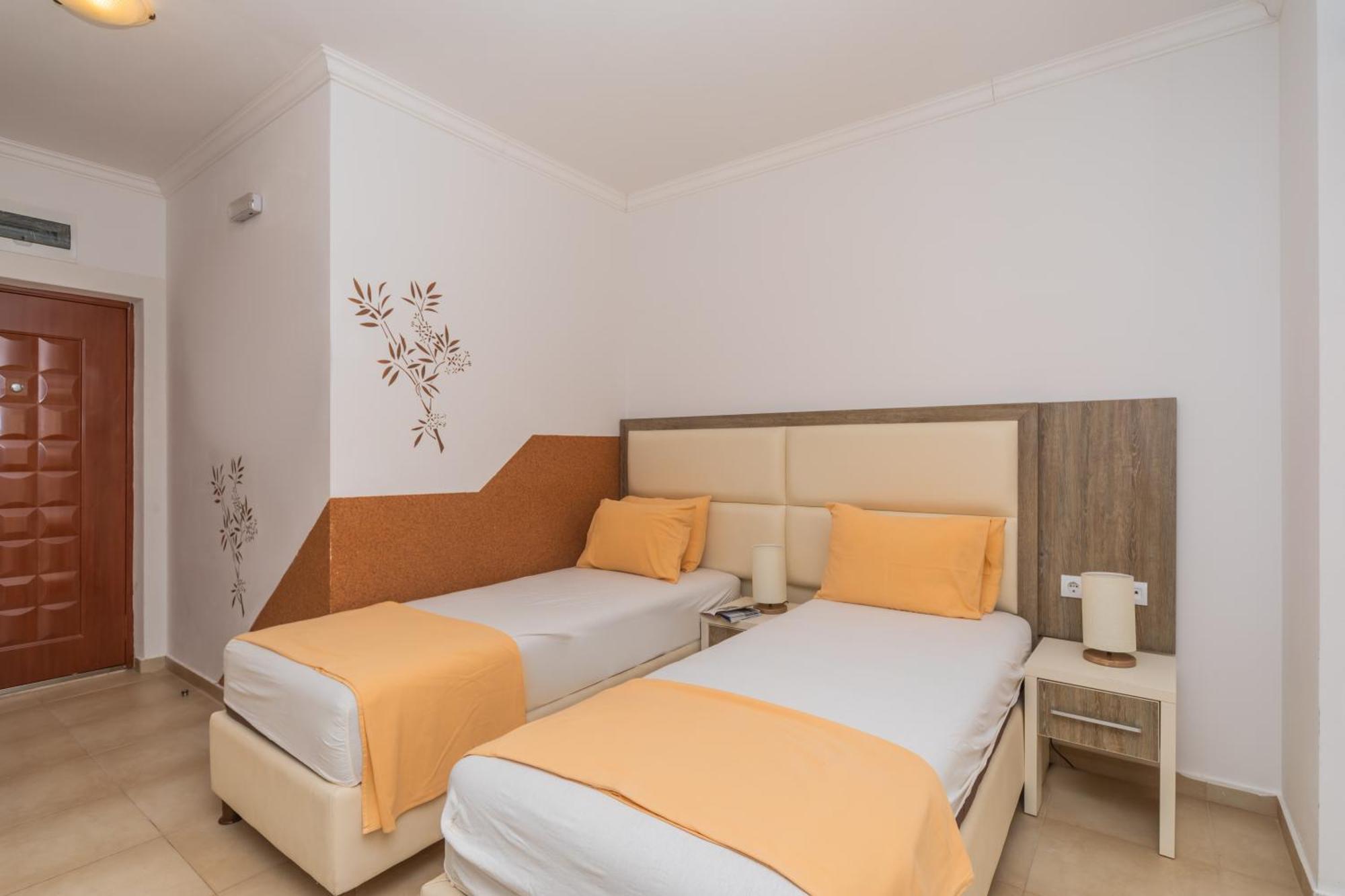 Apartments Добра-Вода Номер фото