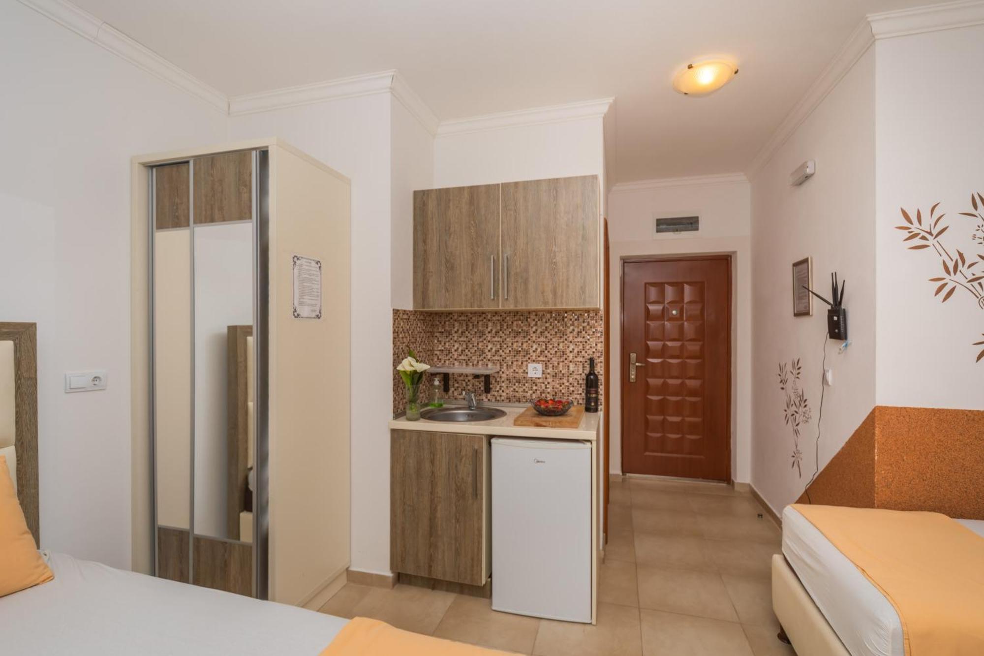 Apartments Добра-Вода Номер фото